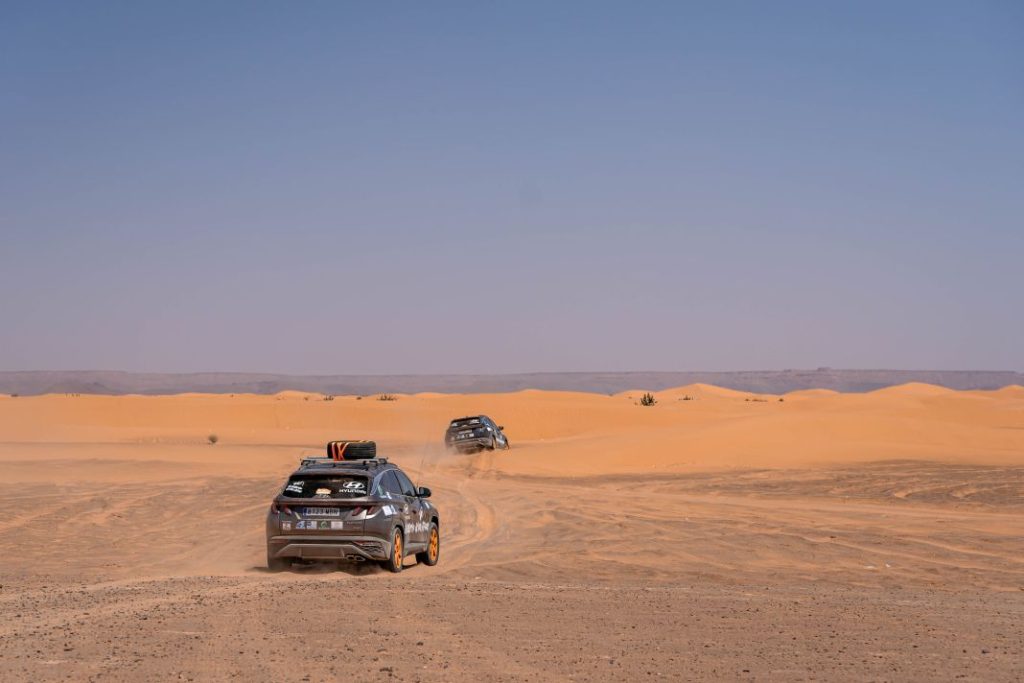 Hyundai Ioniq 5 AWD: El Desierto de los Niños ha sido más solidario que nunca… y más eléctrico 22 Motor16 El Desierto de los ninos 32 Motor16