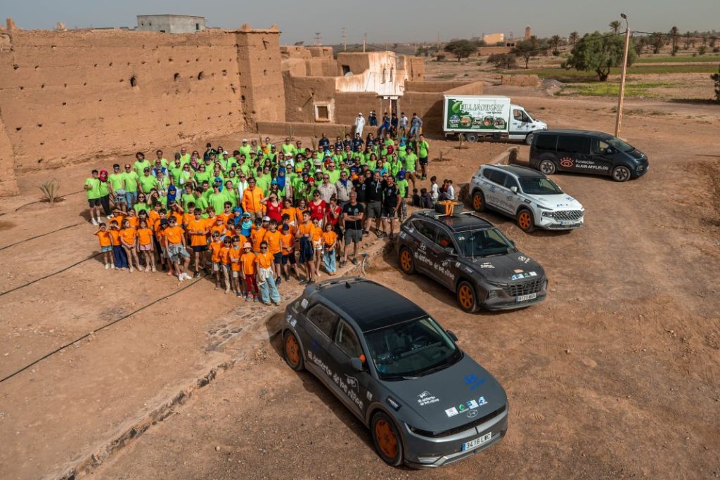 Hyundai Ioniq 5 AWD: El Desierto de los Niños ha sido más solidario que nunca… y más eléctrico 6 Motor16 El Desierto de los ninos 50 Motor16