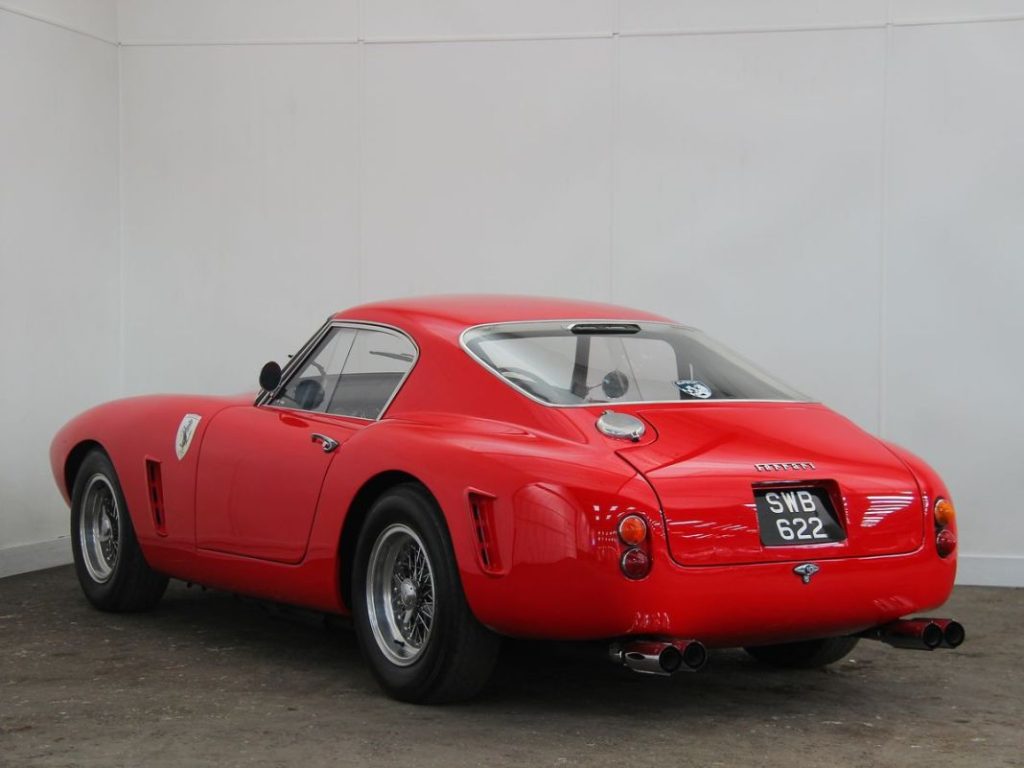 Este “falso” Ferrari 250 GT y otros cientos de automóviles clásicos buscan dueño 3 Motor16 Ferrari 250 GT corto 49 Motor16