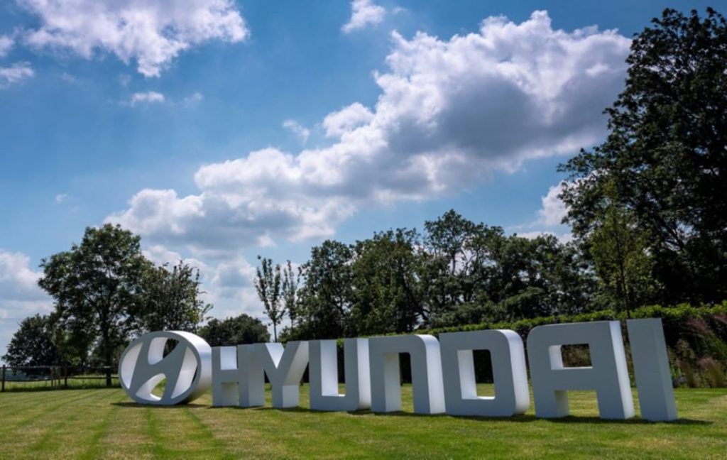 Hyundai Motor16