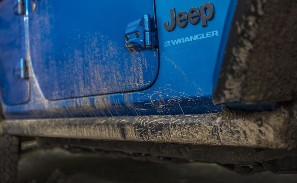 Jeep Wrangler 2024: El todoterreno más icónico de Jeep introduce importantes novedades 29 Motor16 Jeep Wrangler 2024 12 Motor16