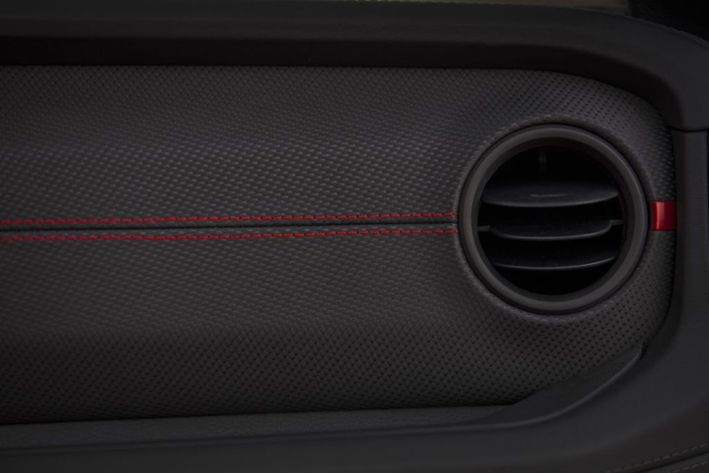 Jeep Wrangler 2024: El todoterreno más icónico de Jeep introduce importantes novedades 21 Motor16 Jeep Wrangler 2024 26 Motor16