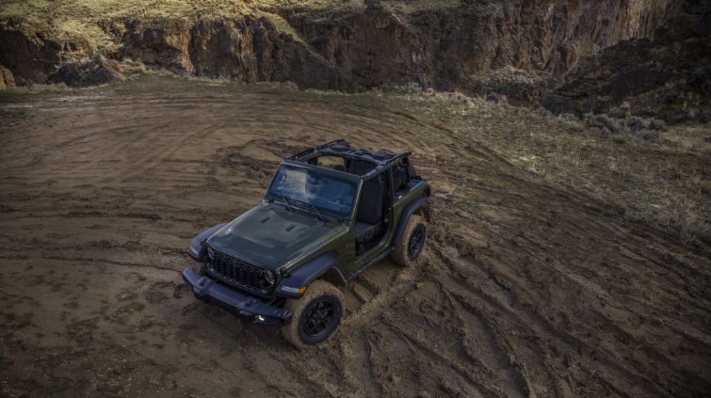 Jeep Wrangler 2024: El todoterreno más icónico de Jeep introduce importantes novedades 5 Motor16 Jeep Wrangler 2024 43 Motor16