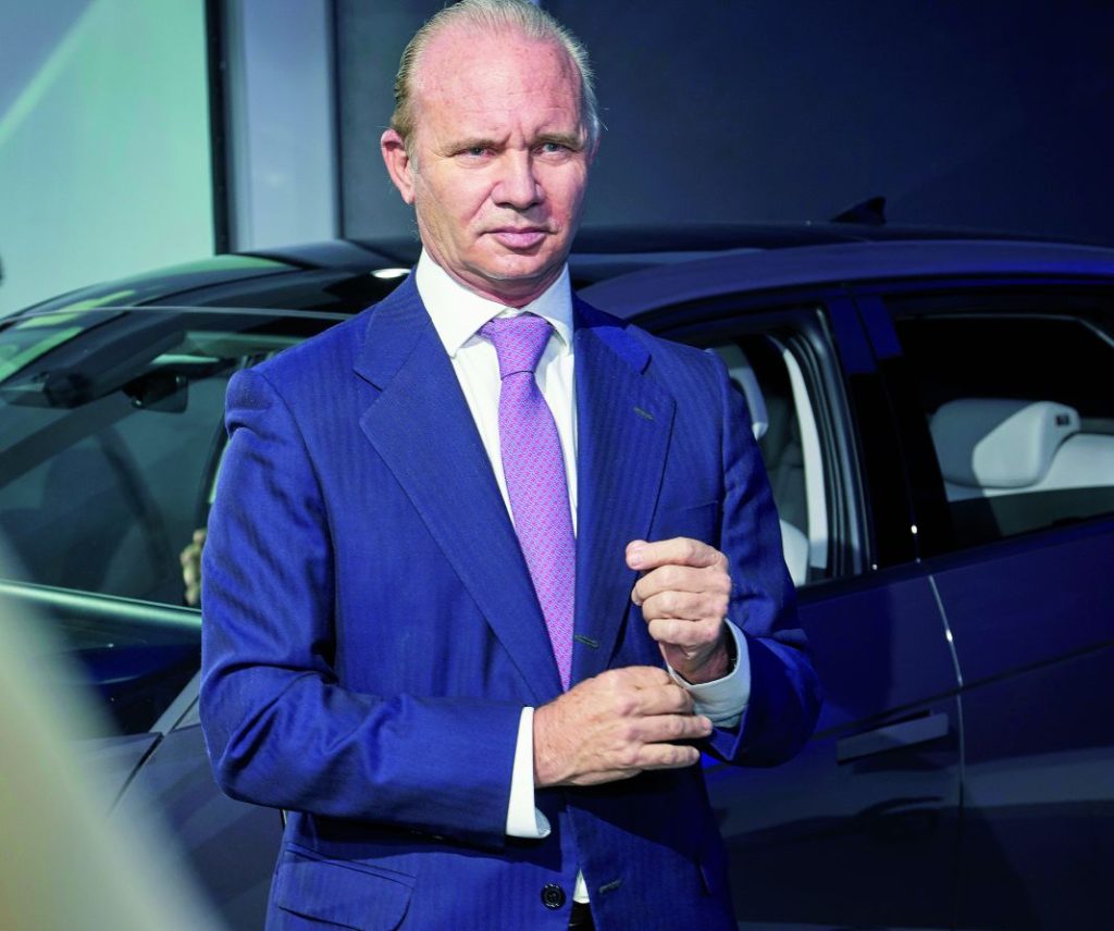 Leopoldo Satrústegui (Hyundai) «Tal vez se han lanzado muchos mensajes negativos, la gente tiene más miedo a comprar un eléctrico» 2 Motor16 LEOPOLDO SATRUSTEGUI HYUNDAI 3 Motor16