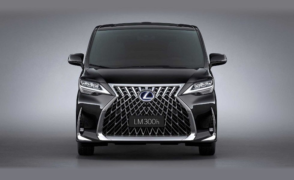 Lexus se lanza al mundo monovolumen con el LM 2 Motor16 LEXUS LM 1 Motor16
