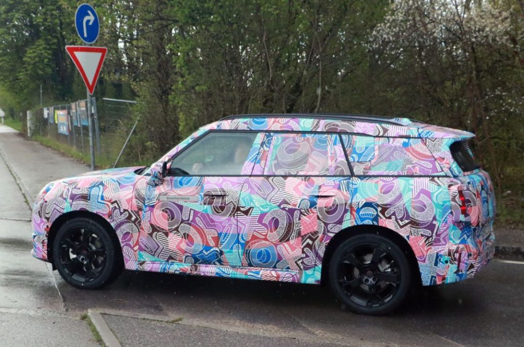 El Mini Countryman eléctrico ya se ‘enfrenta’ al Smart #1 1 Motor16 MINI Countryman EV 9 Motor16