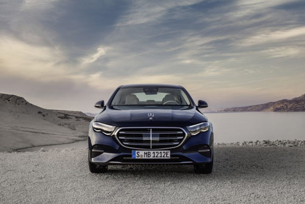 Nuevo Mercedes Clase E 2023, una experiencia digital 5 Motor16 Mercedes Clase E 2024 9 Motor16