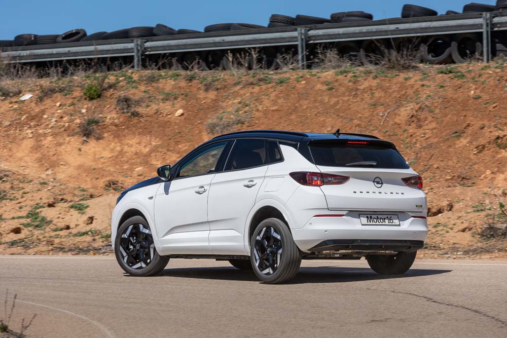 Prueba Opel Grandland GSe. Correr, pero sin derrochar 1 Motor16 Opel Grandland GSe.