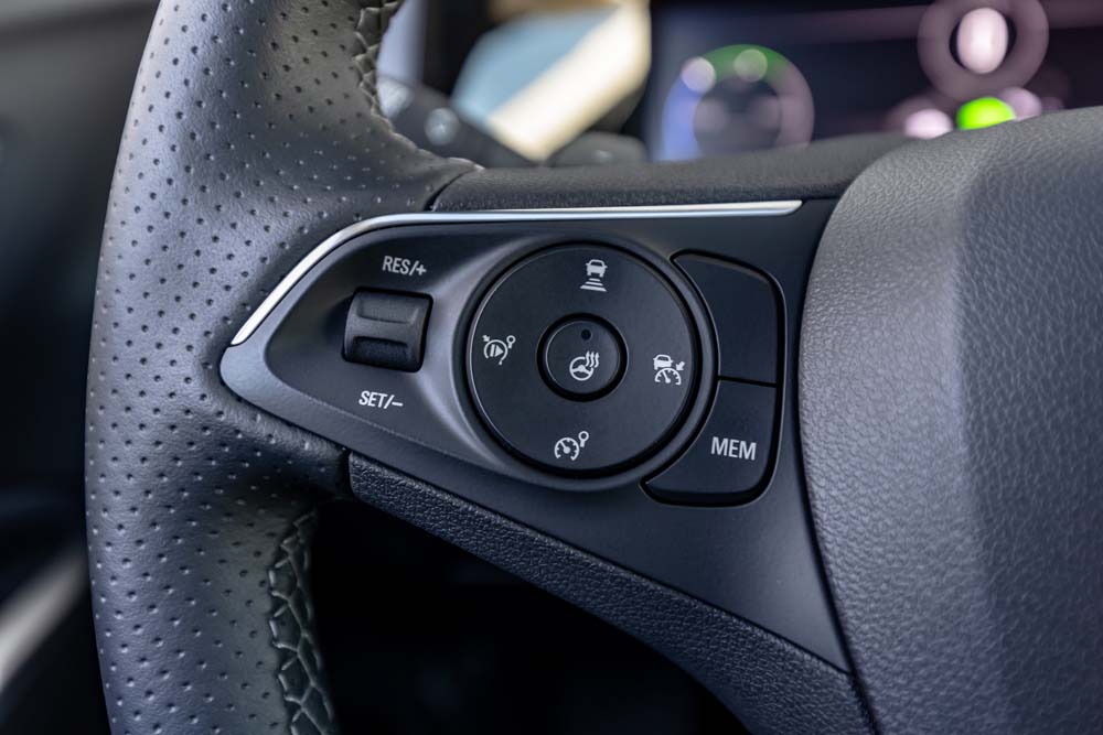 Prueba Opel Grandland GSe. Correr, pero sin derrochar 34 Motor16 Opel Grandland GSe 29 Motor16