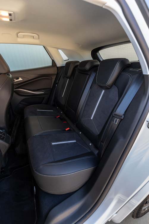 Prueba Opel Grandland GSe. Correr, pero sin derrochar 40 Motor16 Opel Grandland GSe 35 Motor16