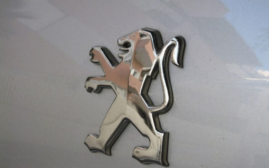 3008 o Austral: dos SUV franceses que buscan ser la mejor opción de compra en 2023 141 Motor16 Peugeot