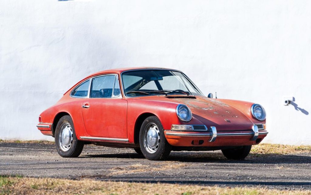 Prepara la cartera: Hay once subastas de coches en abril 6 Motor16 Porsche 911 1966 Motor16