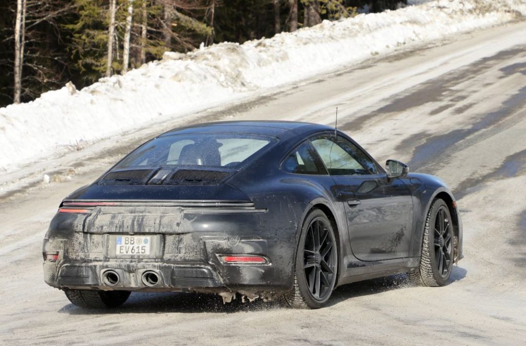 Fotos espía del Porsche 911 más interesante, que lo será aún más 8 Motor16 Porsche 992.2 GTS 12 Motor16