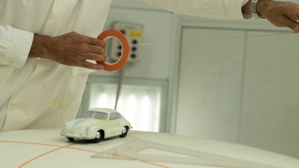 Porsche tiene nuevo art car 9 Motor16 Porsche Art Car 356 SC Alfredo Haberli9 Motor16