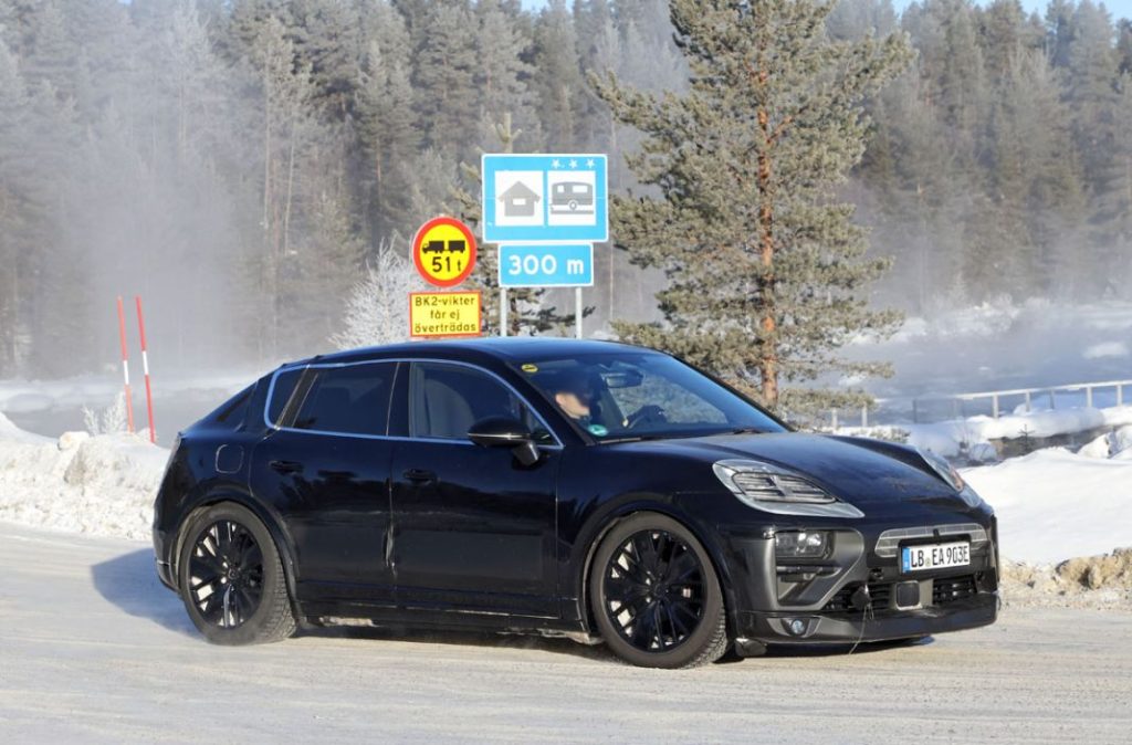 El Porsche Macan eléctrico cambia totalmente por dentro 14 Motor16 Porsche Macan 12 Motor16