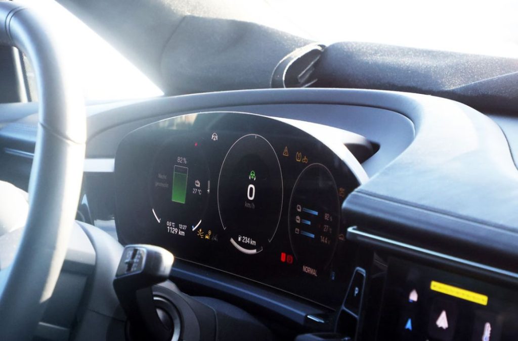 El Porsche Macan eléctrico cambia totalmente por dentro 5 Motor16 Porsche Macan 3 Motor16