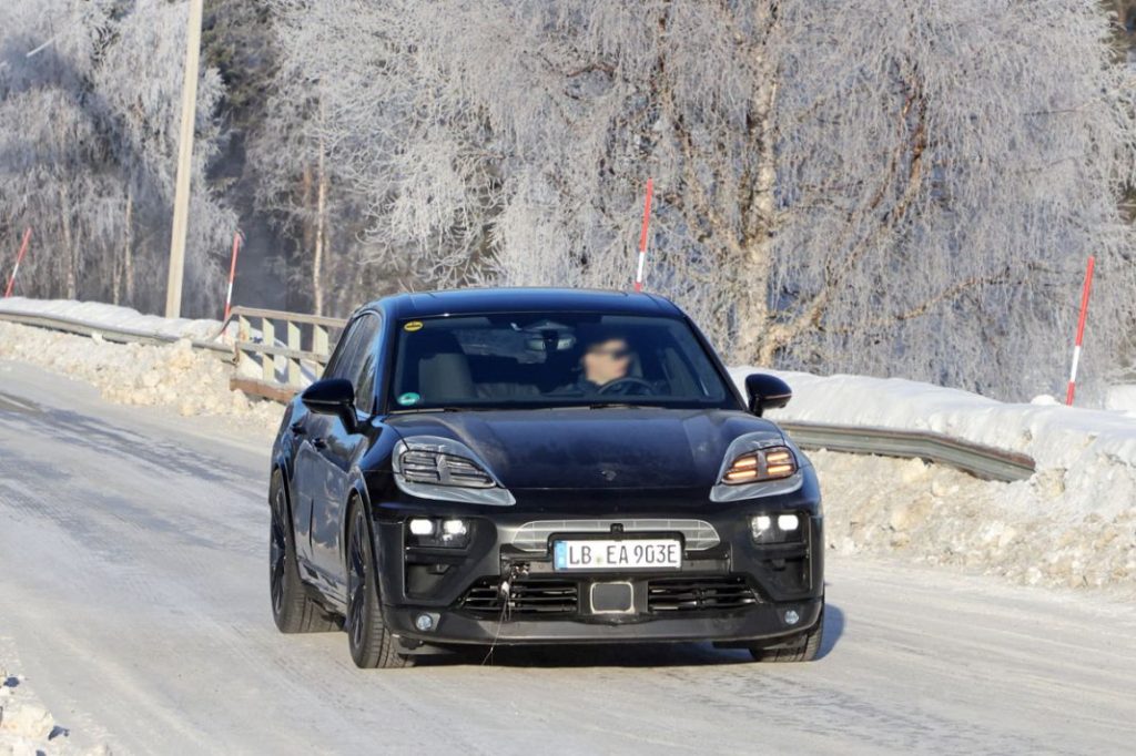 El Porsche Macan eléctrico cambia totalmente por dentro 10 Motor16 Porsche Macan 8 Motor16