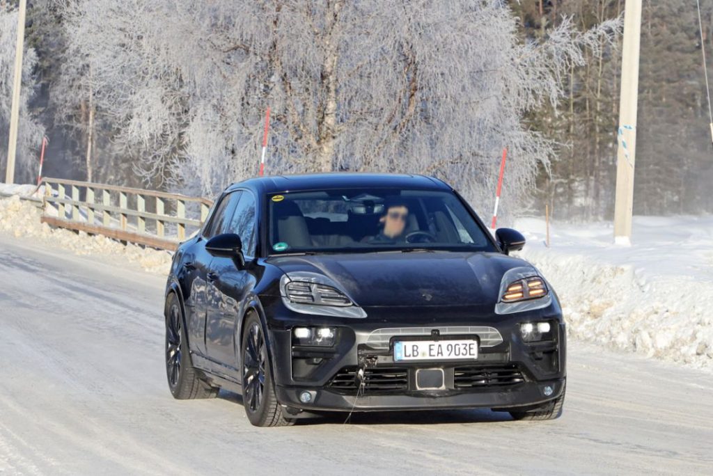 El Porsche Macan eléctrico cambia totalmente por dentro 11 Motor16 Porsche Macan 9 Motor16