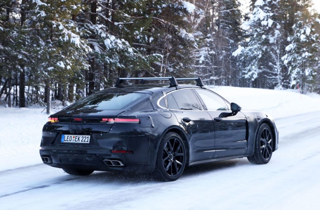 El Porsche Panamera, espiado por fuera y por dentro 13 Motor16 Porsche Panamera 11 Motor16