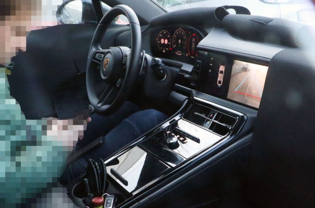 El Porsche Panamera, espiado por fuera y por dentro 4 Motor16 Porsche Panamera 2 Motor16