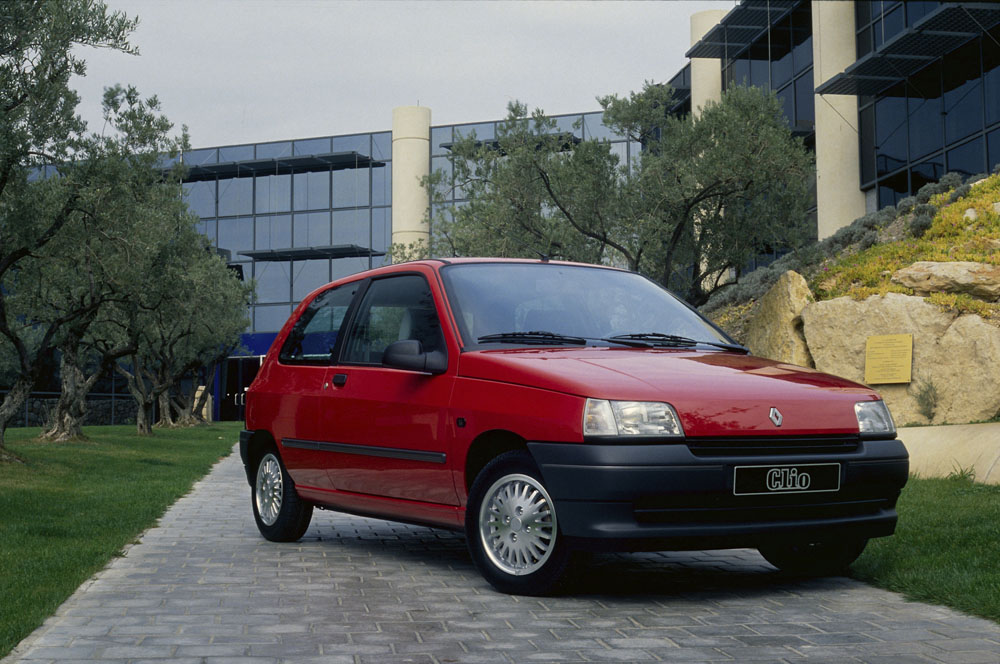 Renault Clio: tres décadas de éxitos y a punto para la nueva generación 1 Motor16 Renault Clio I