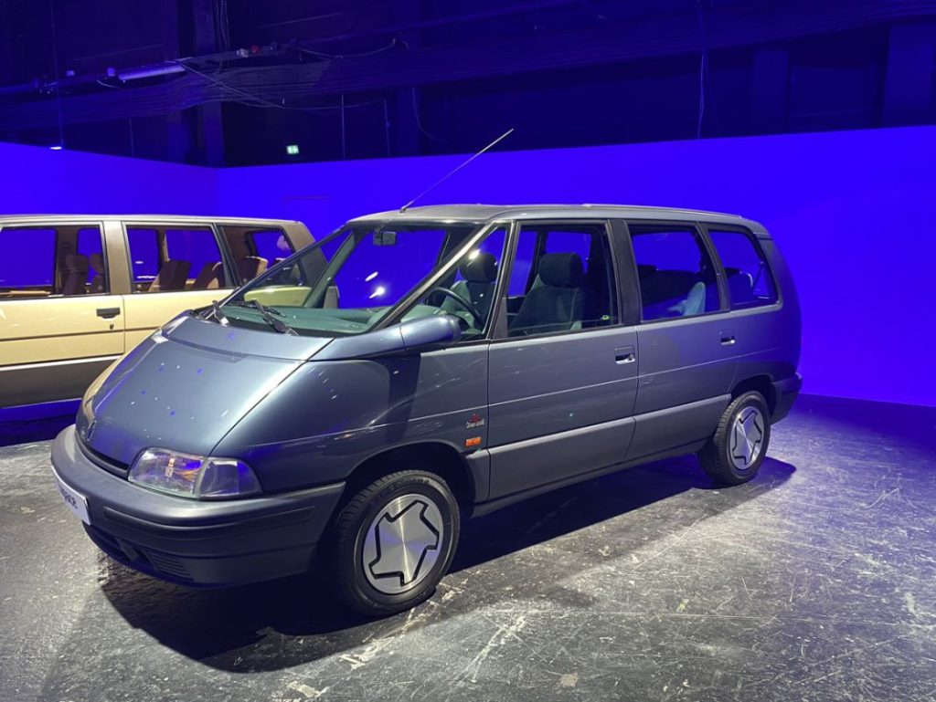 La larga vida de la familia Renault Espace 121 Motor16 RENAULT ESPACE III 1 Motor16