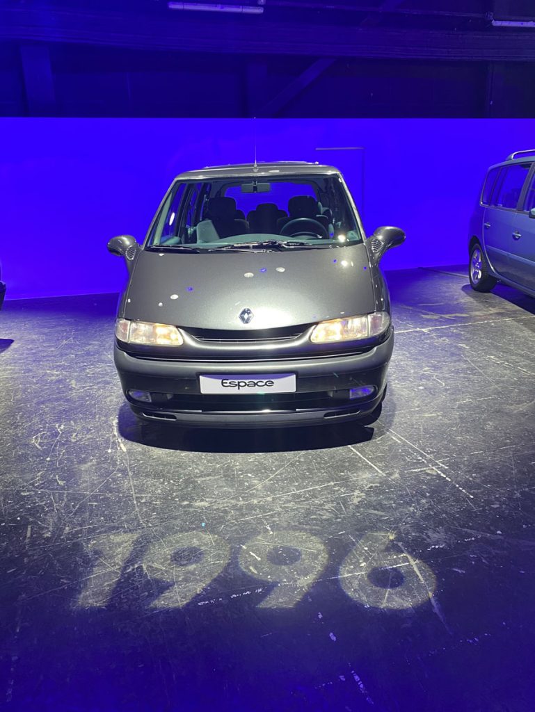 La larga vida de la familia Renault Espace 16 Motor16 RENAULT ESPACE III 4 Motor16