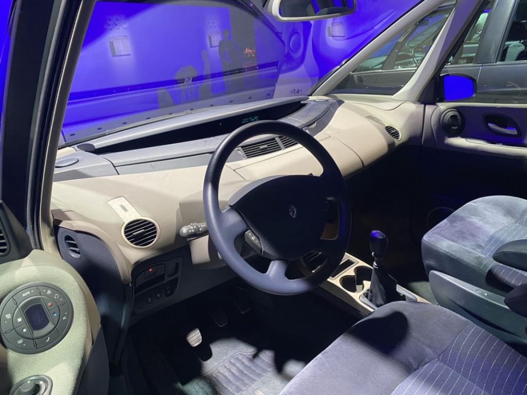 RENAULT ESPACE IV 3 Motor16