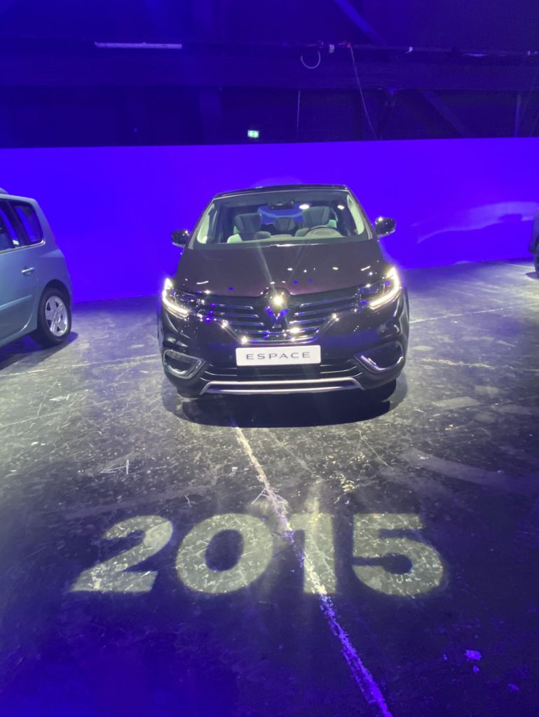 La larga vida de la familia Renault Espace 22 Motor16 RENAULT ESPACE V 2 Motor16