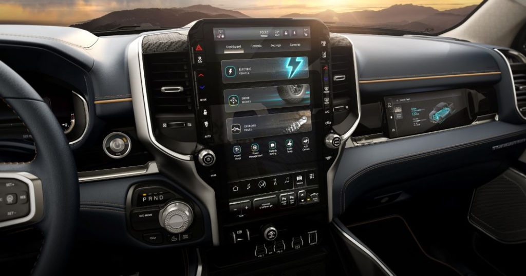 La batería más grande para un coche eléctrico es la de este pick up 27 Motor16 Ram 1500 REV 24 Motor16
