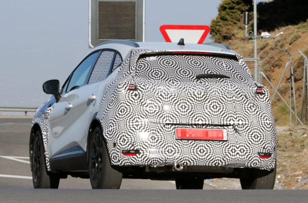 Fotos espía del Renault Captur 2024 5 Motor16 Renault Captur facelift 11 Motor16