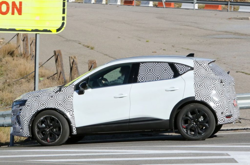 Fotos espía del Renault Captur 2024 2 Motor16 Renault Captur facelift 7