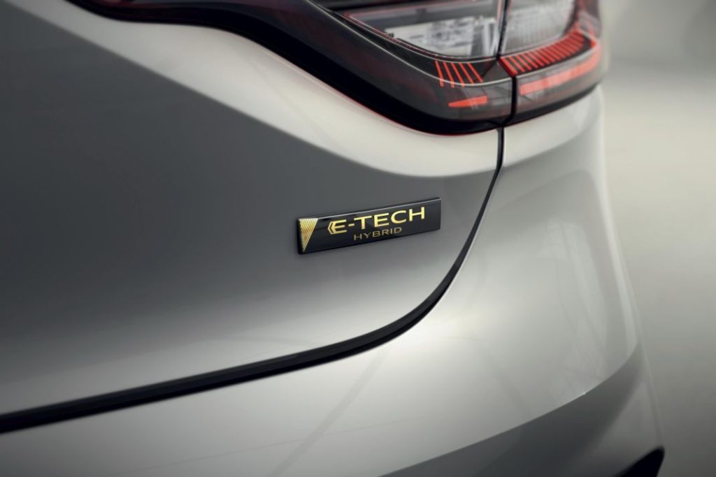 Renault Clio 2024: Nuevo diseño, híbrido mejorado y estética Alpine 33 Motor16 Renault Clio 2024 6 Motor16