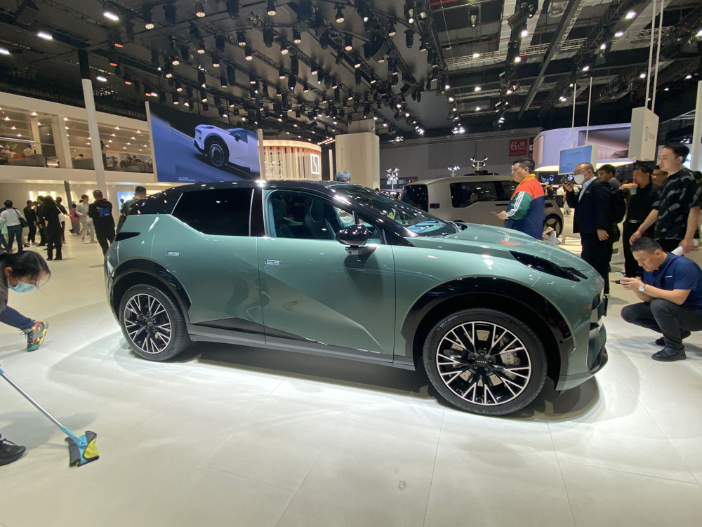 SALON DE SHANGHAI ZEEKR X Motor16