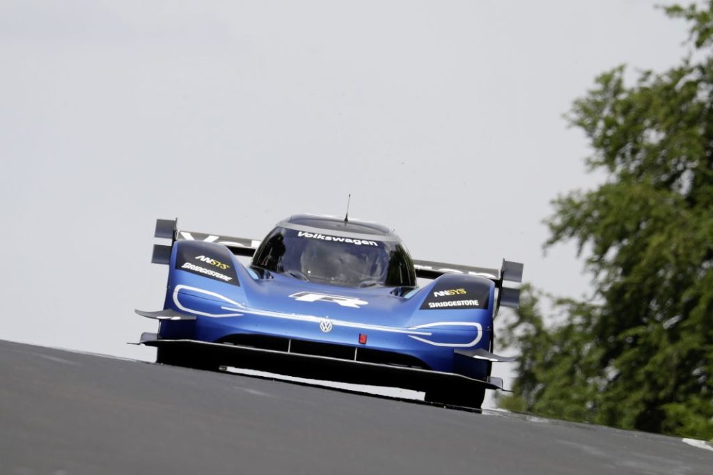 Estos son los 18 Volkswagen ID actuales, pasados y futuros 5 Motor16 Volkswagen ID R 2018 Motor16