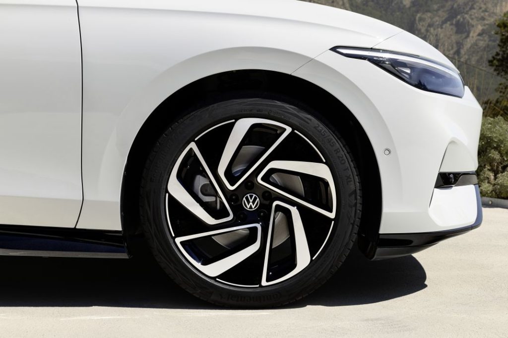 Volkswagen ID7 prueba 50 Motor16