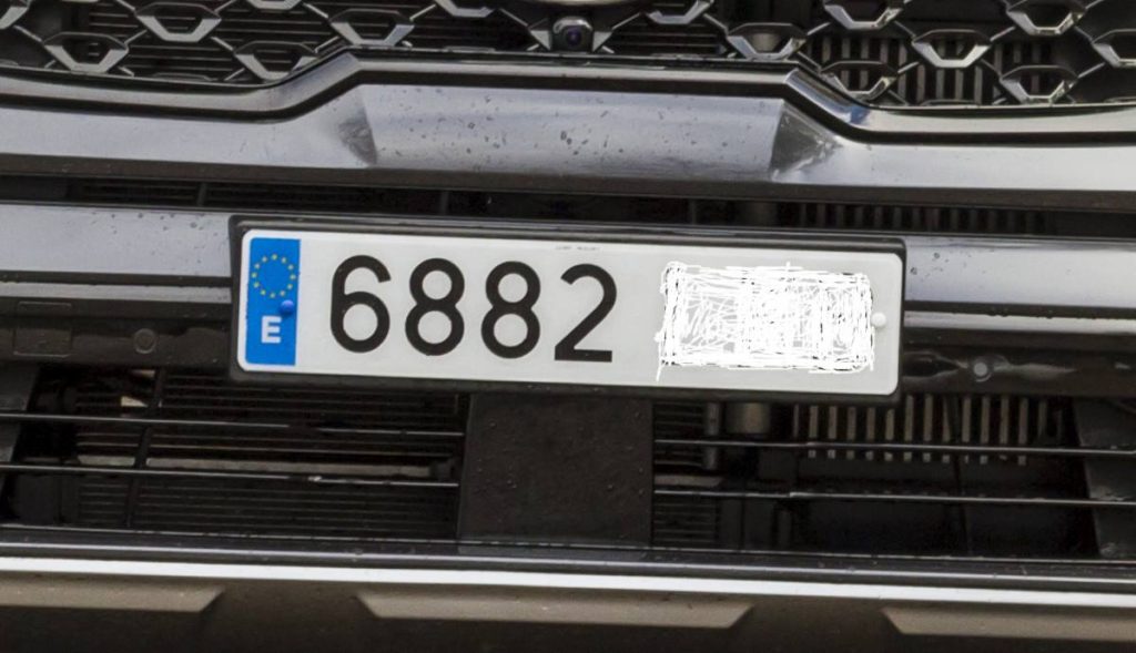 La DGT sorprende a todos los conductores con el último cambio efectuado en las matrículas 174 Motor16 colección