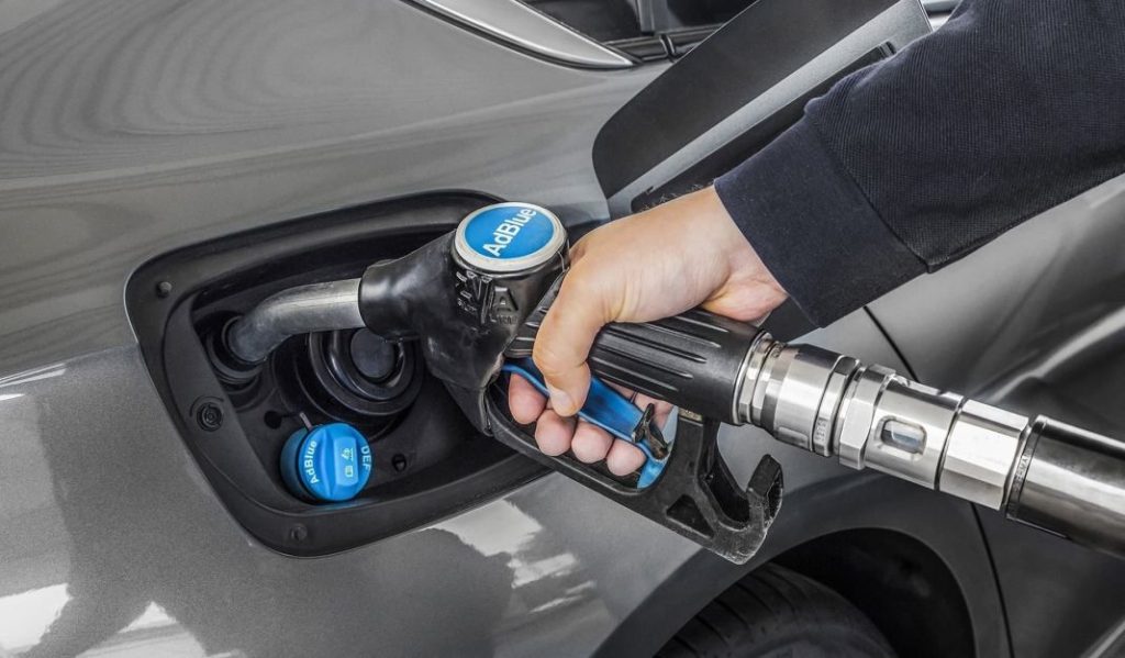 El ‘plan’ de Peugeot para los afectados por los motores PureTech y BlueHDI 3 Motor16 comprar adblue estacion de servicio Motor16