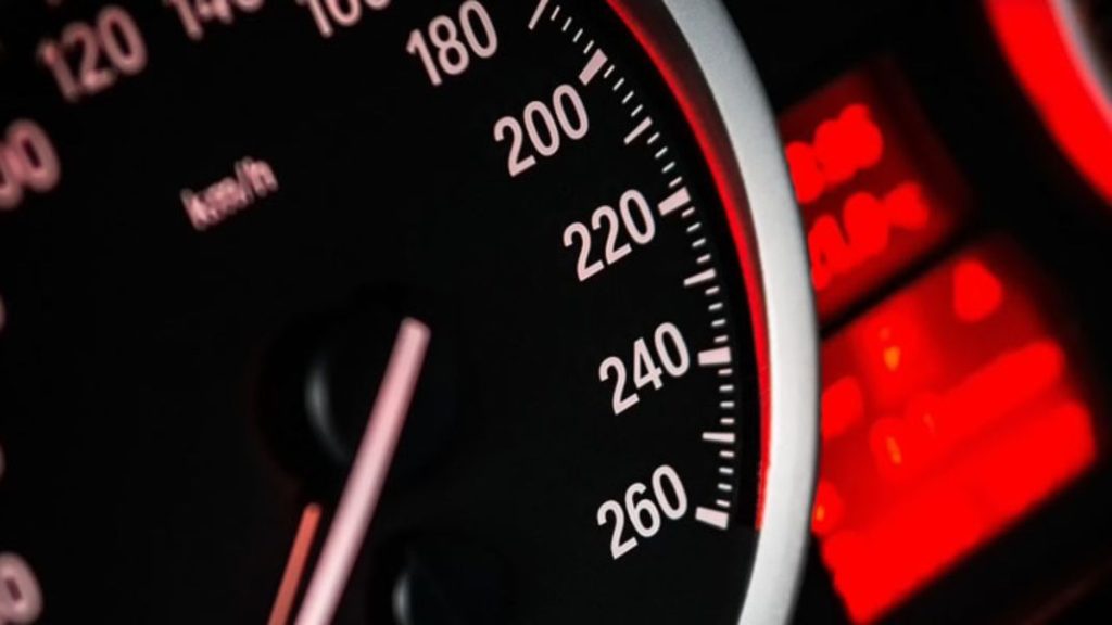 El próximo mes de julio: la fecha límite de la DGT para que lleves este nuevo aparato en tu coche 178 Motor16 interfaz