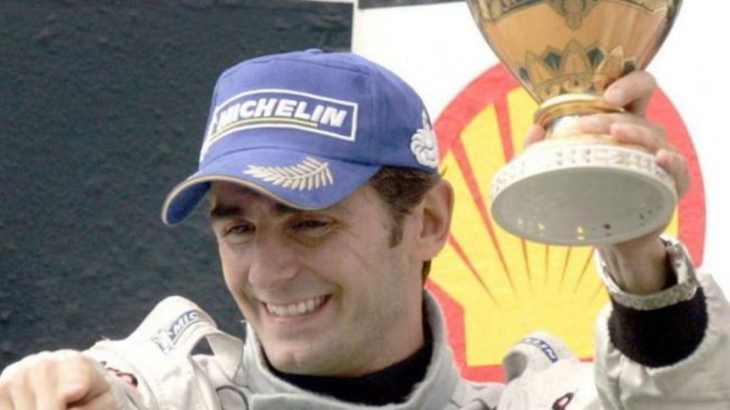 Pedro de la Rosa sube a los altares al Aston Martin que llevará Fernando Alonso en Baku 132 Motor16 Pedro