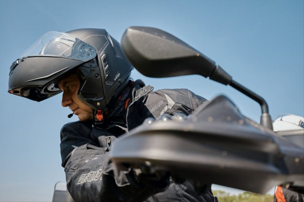 Integral, jet, modular, abatible... Motero: ¿cuál es el mejor casco para tu seguridad? 10 Motor16 ventajas