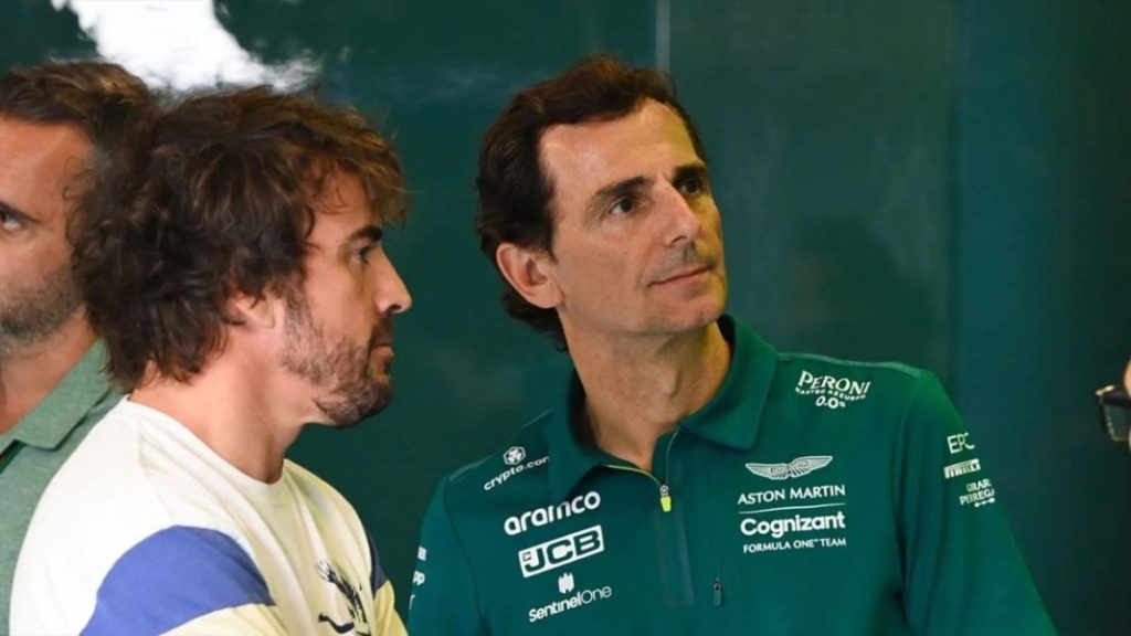 Pedro de la Rosa sube a los altares al Aston Martin que llevará Fernando Alonso en Baku 130 Motor16 Fernando Alonso y Pedro Martinez de la Rosa