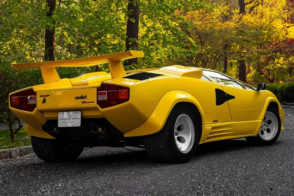 1985 Lamborghini Countach 5000QV 4 Motor16