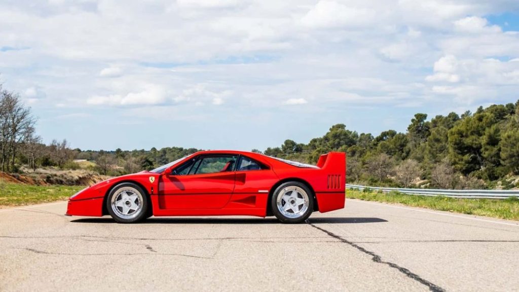 ¿Quieres el Ferrari F40 de un campeón de Fórmula 1? El de Alain Prost se vende 9 Motor16 1989 alain prost ferrari f40 4 Motor16