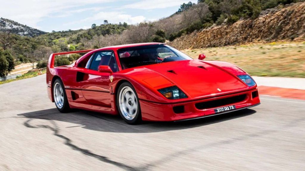 ¿Quieres el Ferrari F40 de un campeón de Fórmula 1? El de Alain Prost se vende 10 Motor16 1989 alain prost ferrari f40 9 Motor16