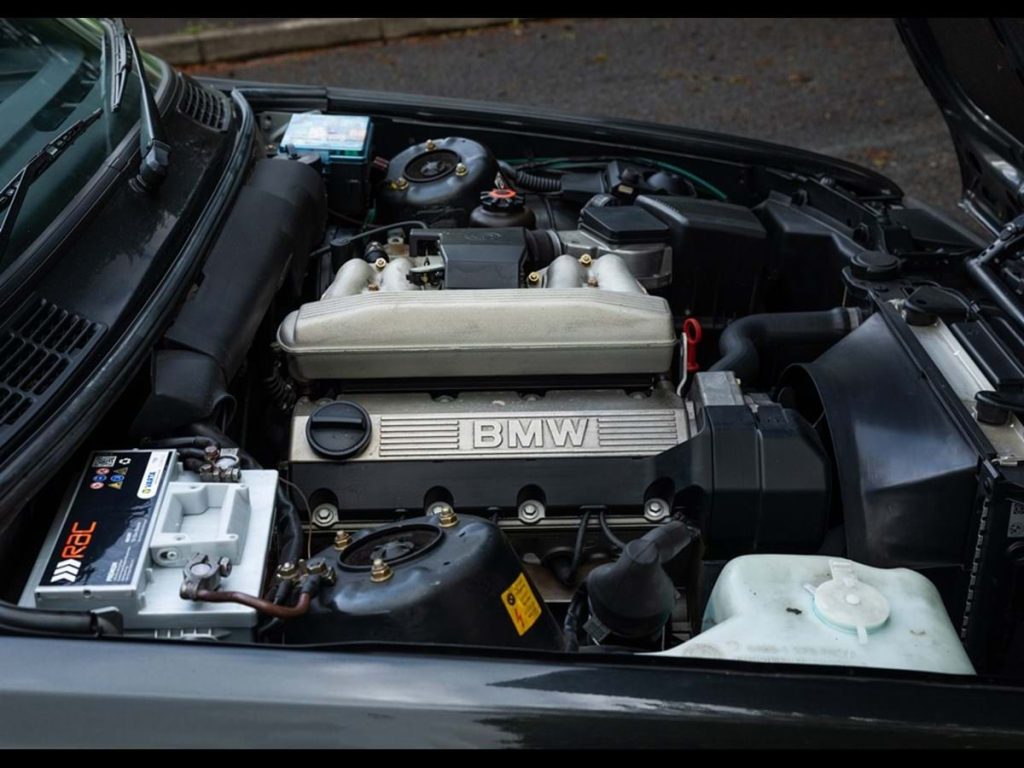 Este BMW 316i de 1991 está como recién salido del concesionario 10 Motor16 1991 bmw 316i subasta uk 12 Motor16