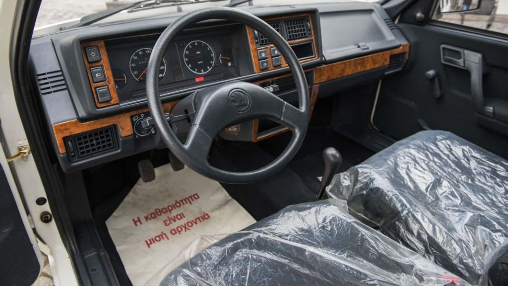 El Skoda Favorit que la marca quisiera tener en su museo 12 Motor16 1993 skoda favorit kilometros 9 Motor16