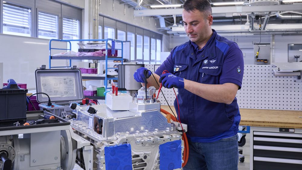 Gasolina y diésel a 1,3 euros el litro: Los expertos avisan de el día en que esto va a suceder 155 Motor16 tecnologia