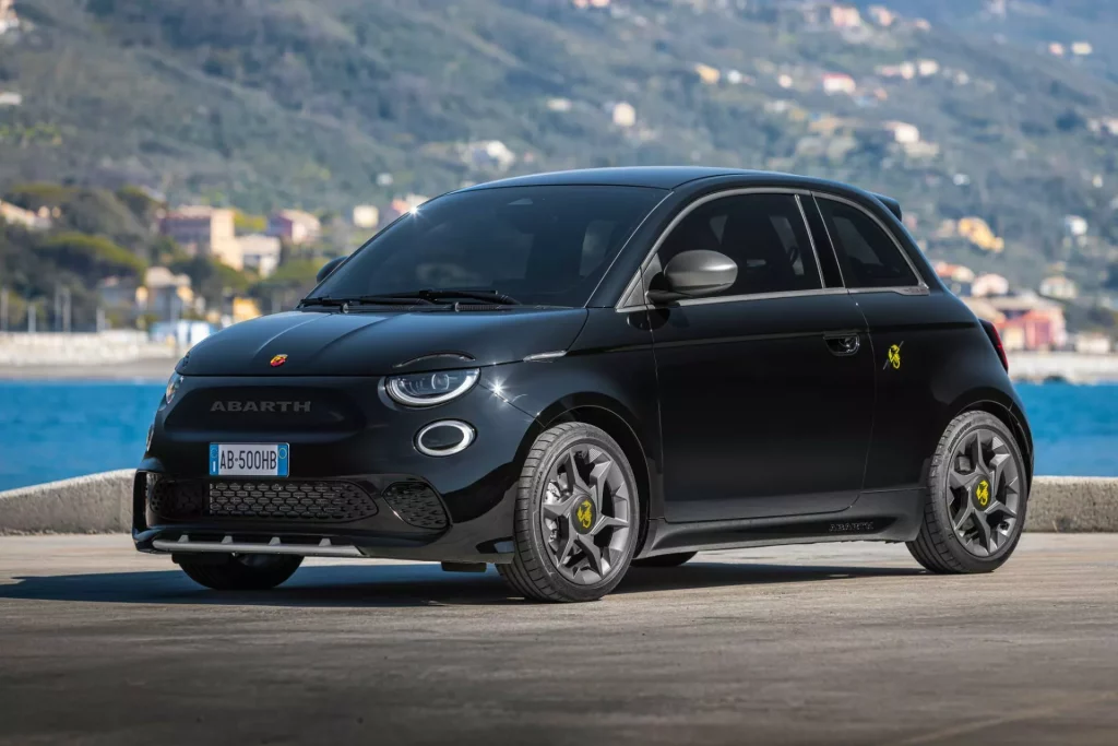 2023 Abarth 500e Turismo 1 Motor16