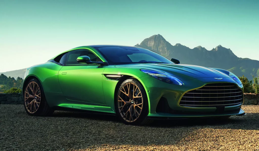 2023 Aston Martin DB12 19 Motor16